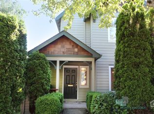132 SW Hamilton St, Portland, OR 97239