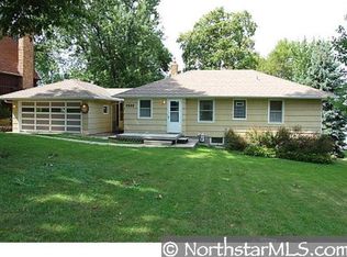 5886 Sunset Rd, Mound, MN 55364