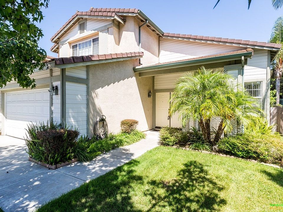 2nd image of 1167 Adele Ln