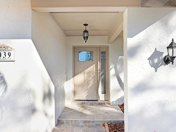2nd image of 3039 SANDPIPER COURT