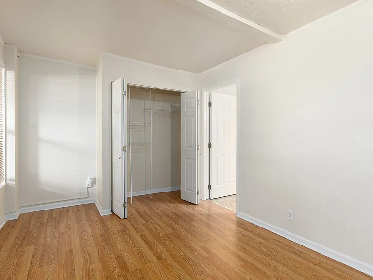Parkside Apartments in Capitol Hill — Photo 15