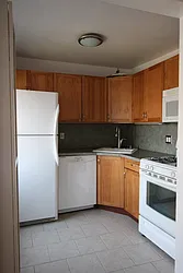 Rented by Brooklyn Real Inc