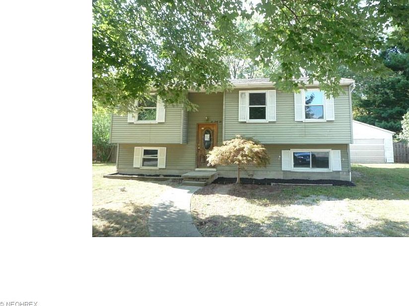 1st image of 664 Ellen Ct