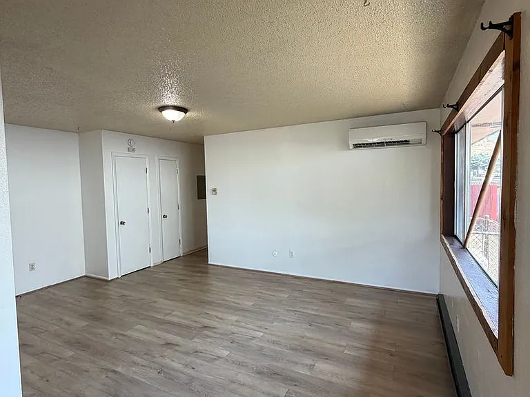2437 Garden Ave — Photo 8