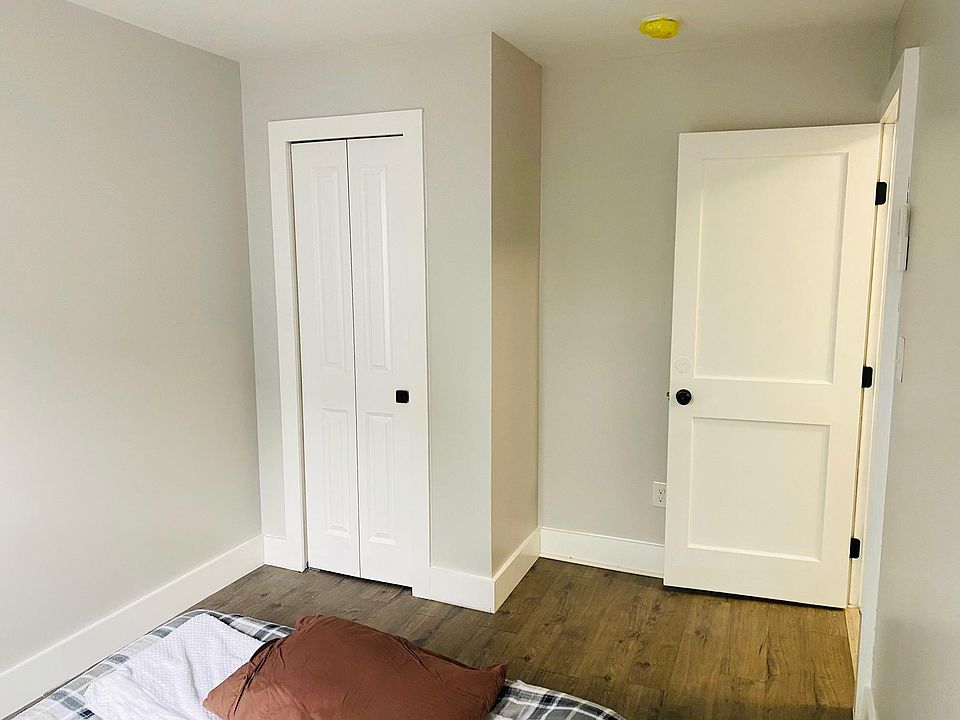 230 York St Burlington NJ Zillow