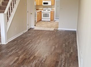 628 Point St, Camden, NJ 08102