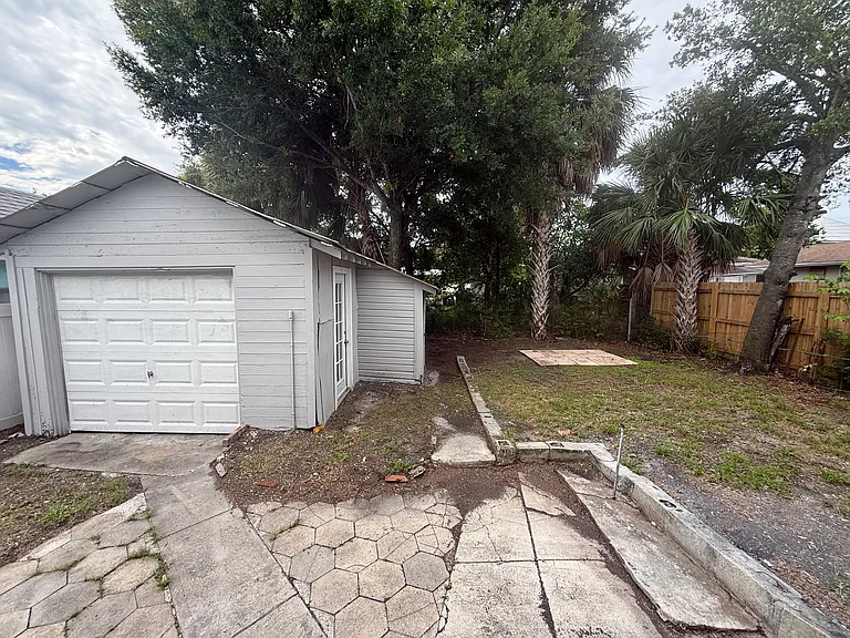 2308 W Ivy St — Photo 18