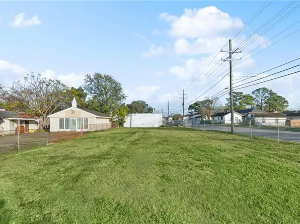 938 Thayer St, New Orleans, LA 70114