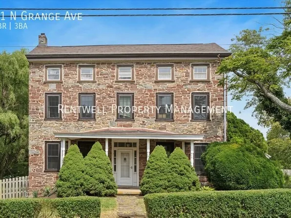 11 N Grange Ave, Collegeville, PA 19426