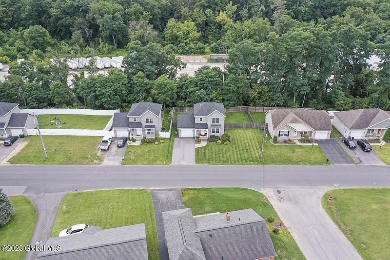 2nd image of 2852 Olean Street
