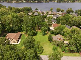 310 Starboard Tack, Greenwood, SC 29649