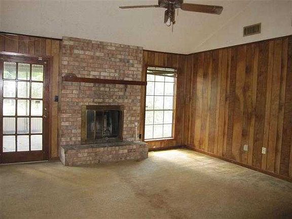 2nd image of 5195 Milton Dr