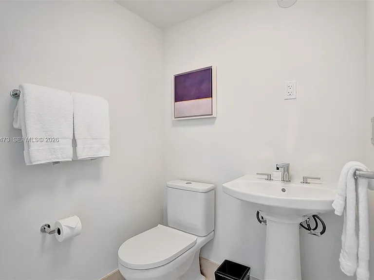4401 Collins Ave #1503 — Photo 35