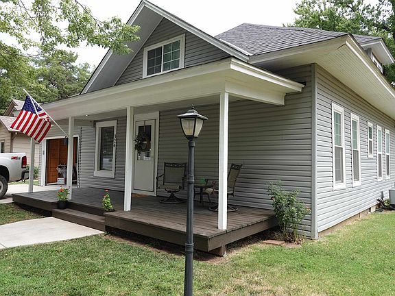 2nd image of 326 Sevy St