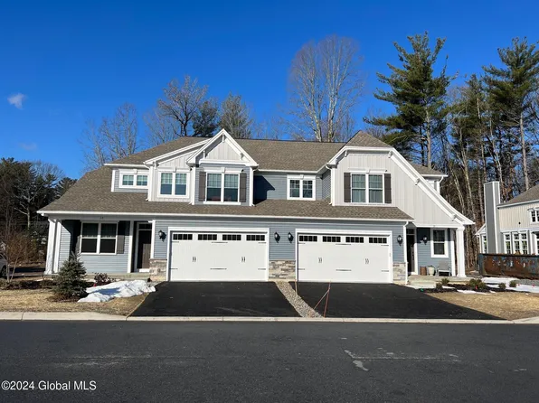 51 Daintree Drive, Saratoga Springs, NY 12866