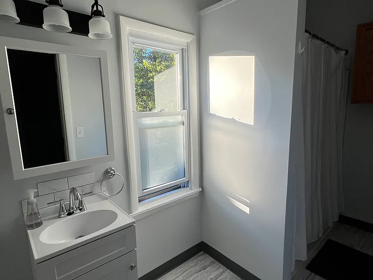 54 N Ermine St — Photo 15