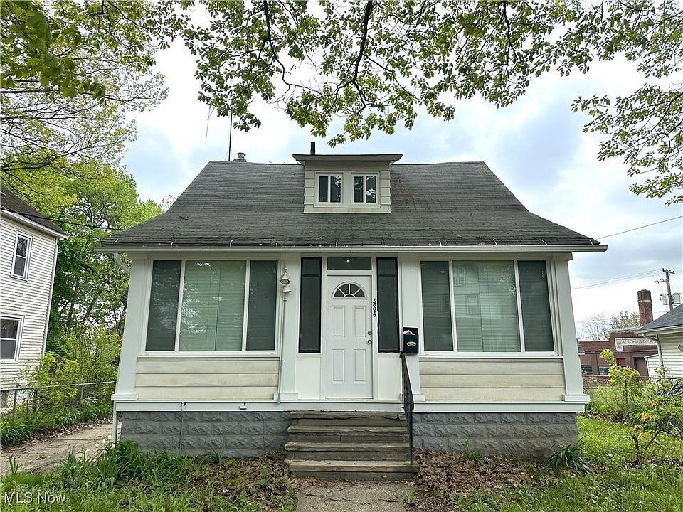 1st image of 484 Hammel St