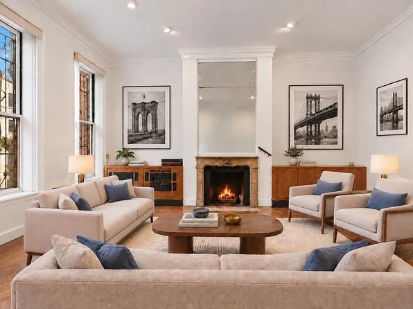 243 E 61st St, New York, NY 10065
