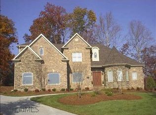 122 Salem Village Ct, Clemmons, NC 27012