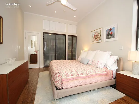 Rented by Sotheby's International Realty | media 29