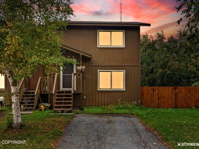 6200 Newt Dr, Anchorage, AK, 99507