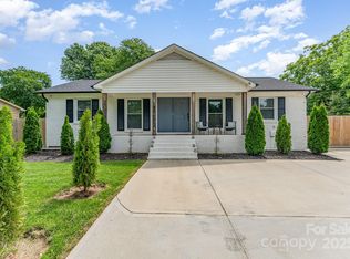 157 Downey Lake Rd, Dallas, NC 28034