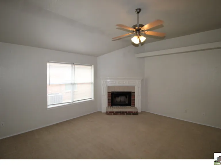 1906 Flagstaff Dr — Photo 20