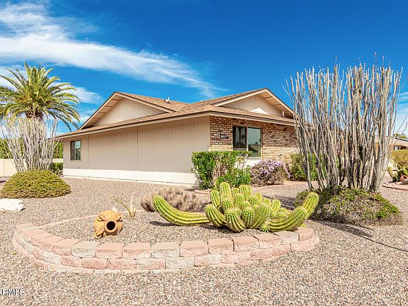 3rd image of 13246 W LA TERRAZA Drive