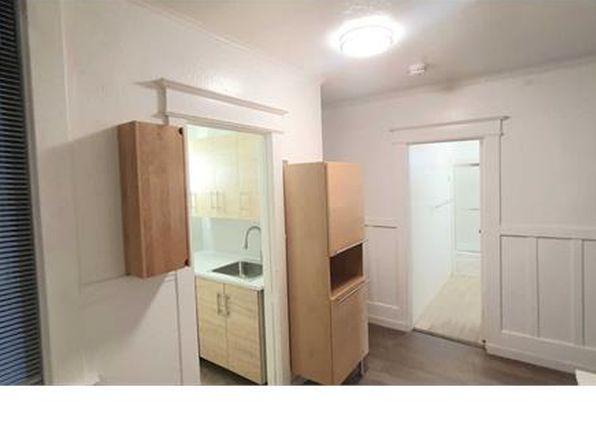 14 Isis St APT 1