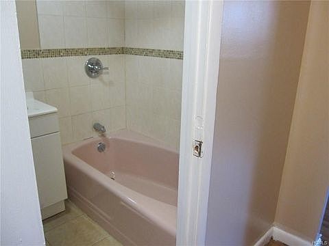 5th image of 4645 Bronx Blvd #3A