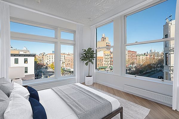 1st image of 315 Grand St #3O