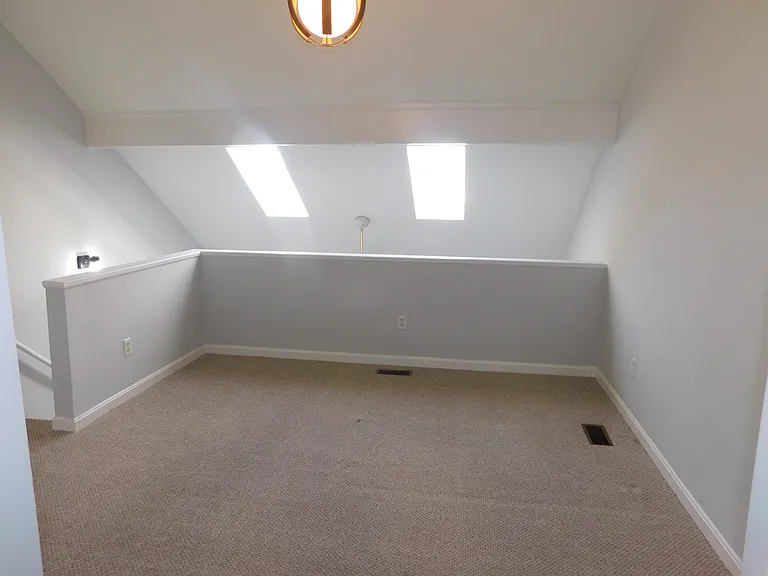 1410 N Weinbach Ave #C — Photo 7