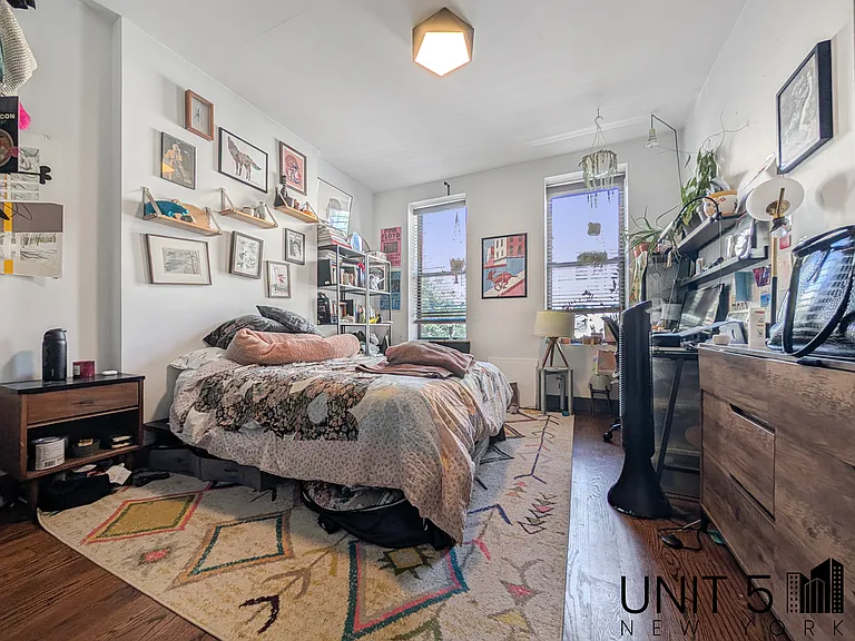 288 Himrod St #2R — Photo 4