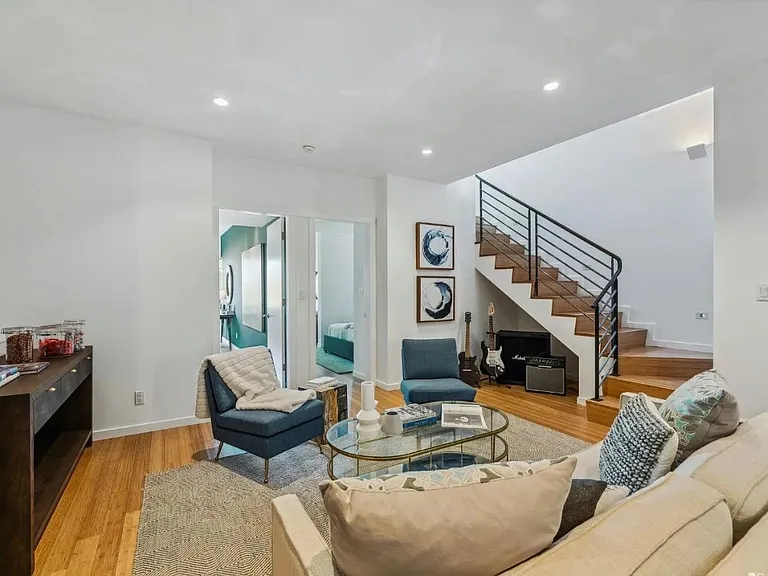 365 Douglass St — Photo 13