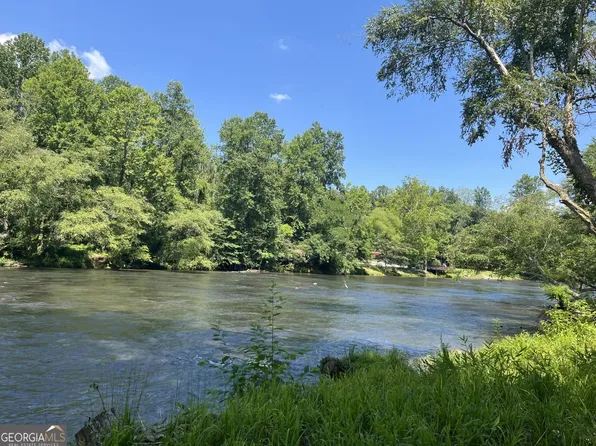 9 Beaver Lake Dr, Ellijay, GA 30540