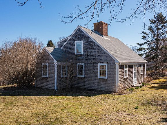 2nd image of 42 Champlain Road