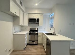 16 Outrigger St APT D, Marina Del Rey, CA 90292