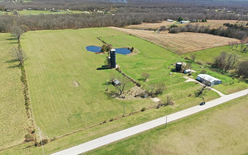1st image of 591 Harvestore Road