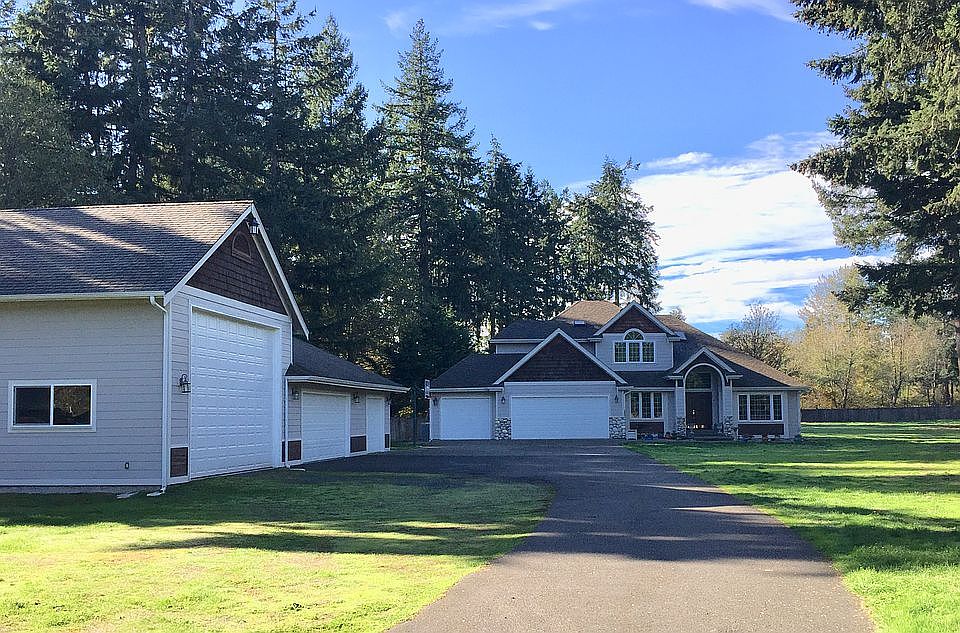 1st image of 15616 62nd Ave E