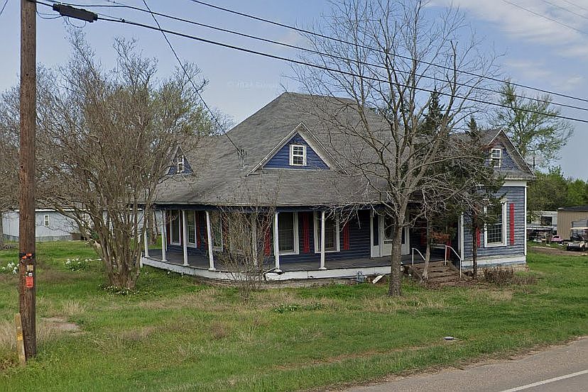 1st image of 300 N 4th St