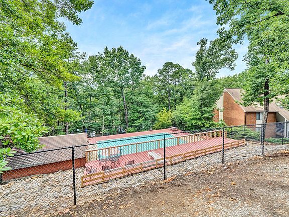 2nd image of 3378 Forest Ct