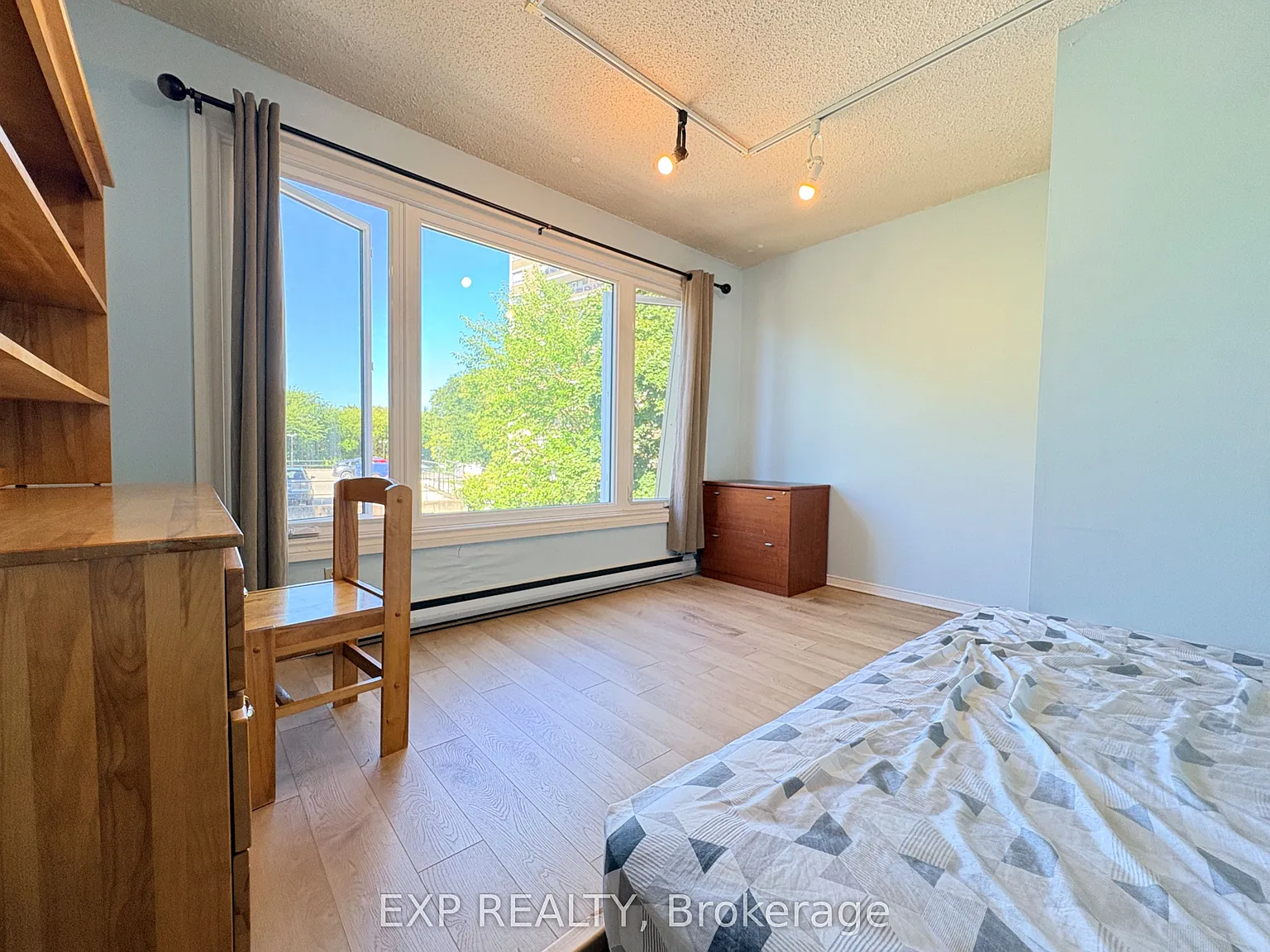 1 bed, $660 — Photo 3
