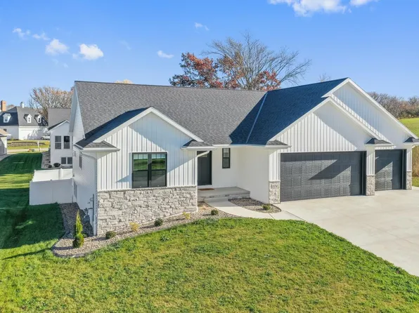 1104 Bay Mist Dr, Green Bay, WI 54311