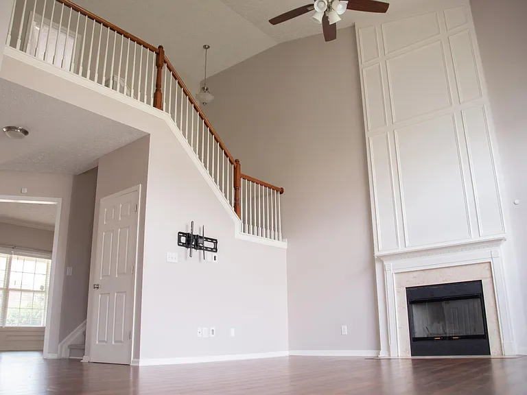 10705 Elkington Ln — Photo 7