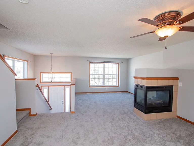 15119 Fanning Dr N — Photo 23