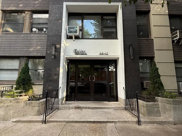 98-10 64 Avenue #2E, Rego Park, NY 11374