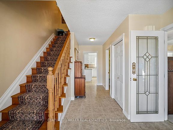 3rd image of 5 Cortina Cres