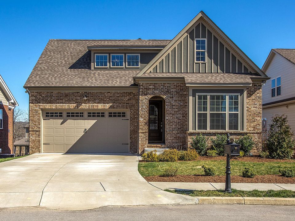 1st image of 2408 Redwood Trl