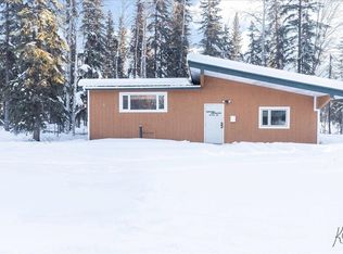2596 Diamond St, North Pole, AK 99705