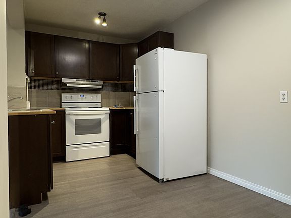 4th image of 9610 149th St NW #8